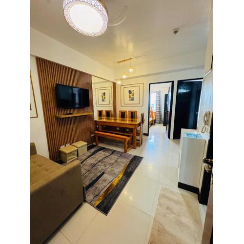 2BR with Veranda, Unli Netflix, Wifi