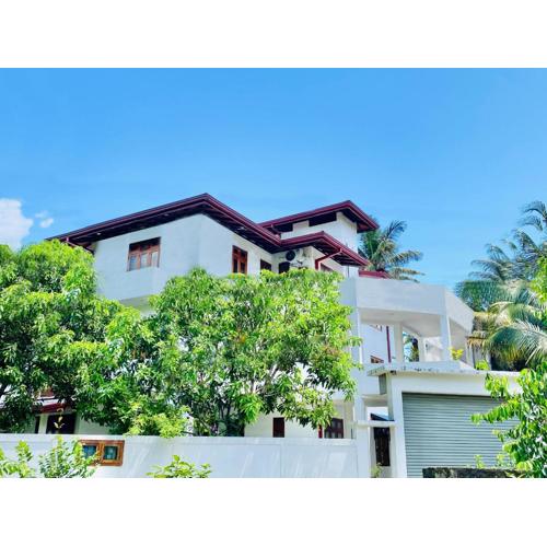 2V Villa, In Habaraduwa City, Near Unawatuna and Thalpe beach, Koggala Airport and Lagoon, Galle Dutch Fort,