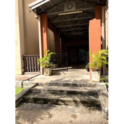 3 BD Apartment - Beach Access