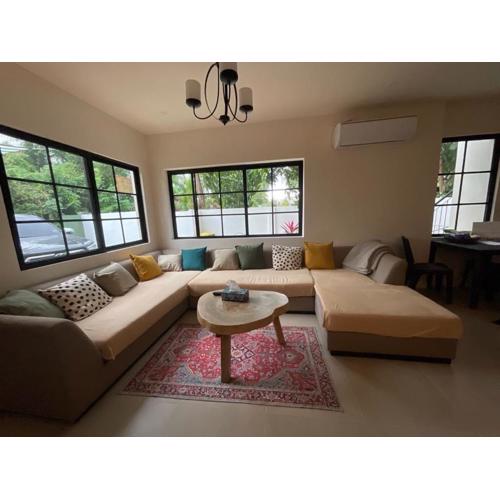 3 BDR new town house in port Barton