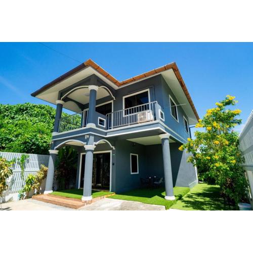 3 Bed 3 Bath Villa 400m to Beach