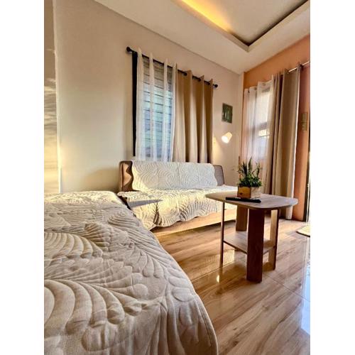 3-Bedroom Cozy Home in Downtown CDO with Balcony