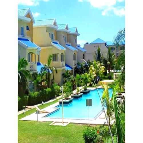 3 bedroom Ground Floor beach Flic en Flac