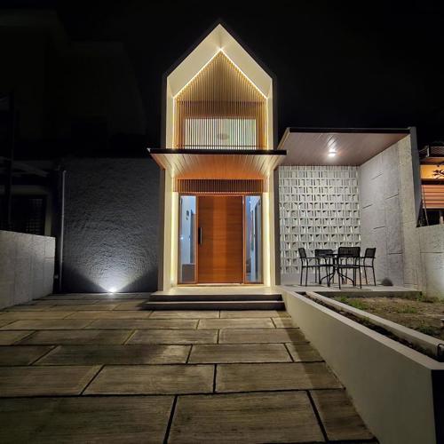 3 Bedroom House Near Grand Batam Mall