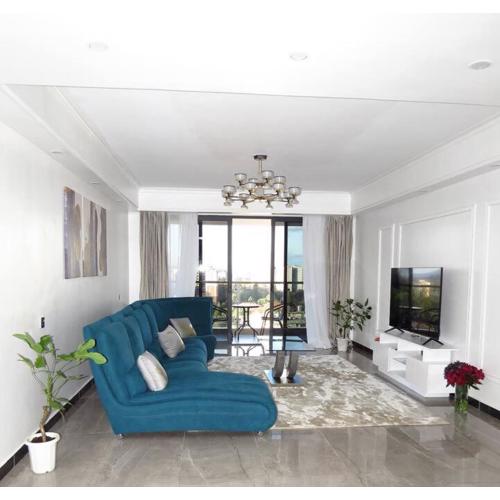 3 Bedroom Luxury Apartment-Airport Pick Up Available