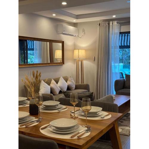 3-Bedroom Sea View Penthouse 4mins Walk to Beach - RC16