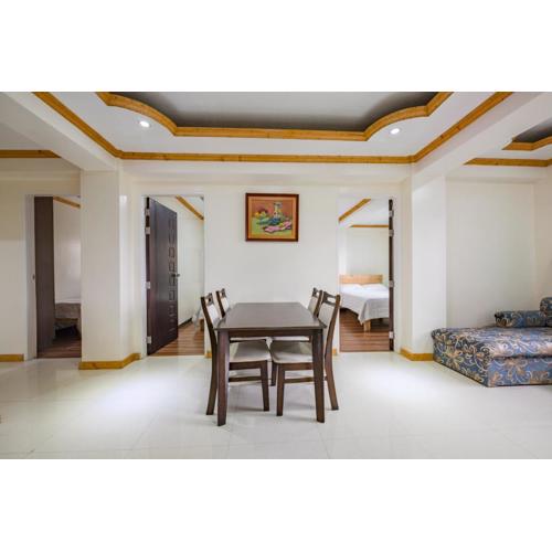 3 Bedroom Unit with Breakfast for 3pax