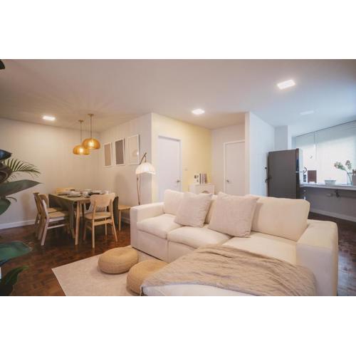 3 Bedrooms 2 showers 1 toilet on nimman