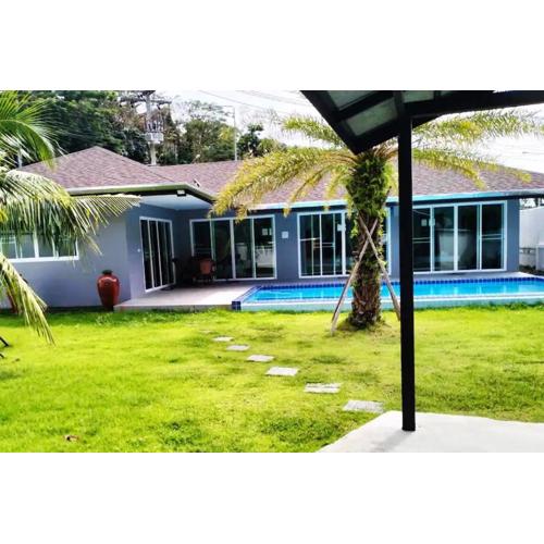 3 Bedrooms Pool Villa in Kamala