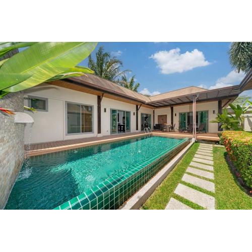 3 bedrooms private villa with garden Rawai