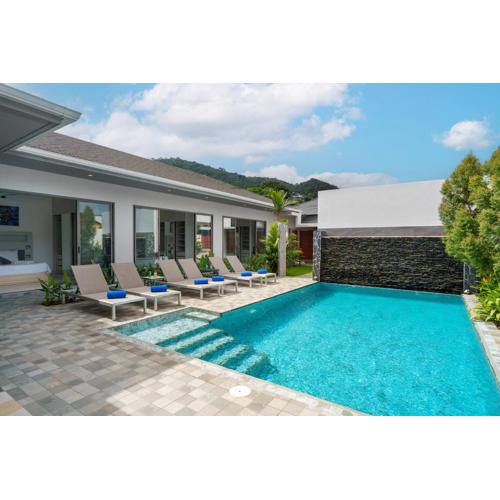 3 Bedrooms Sofora Pool Villa by G Estate