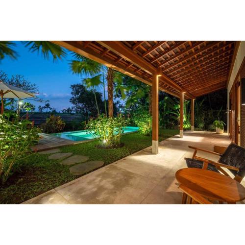 3 BR Barani Villa Tanah Lot with Rice Paddy View & Private Pool