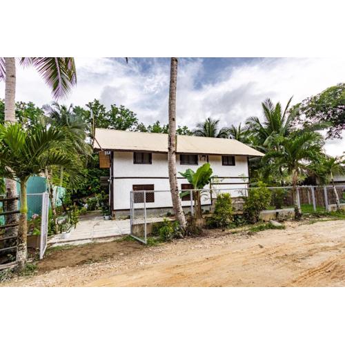 3 BR Native House at Port Barton Center