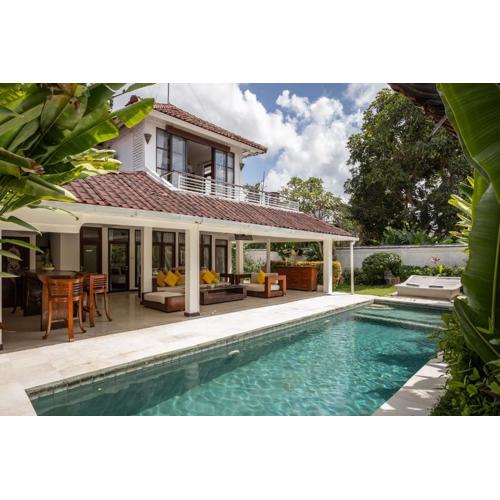 3 BR Villa in d' centre Seminyak