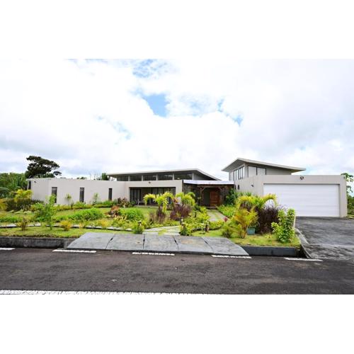 3 in suite bedrooms Villa in Avalon Golf Estate