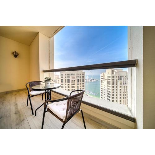 300m From The Beach - JBR Apartment with Sea & Dubai Eye Views