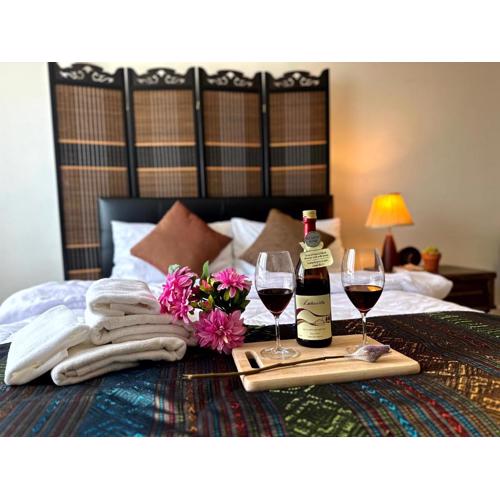 350 METER BEACH , Center of the City