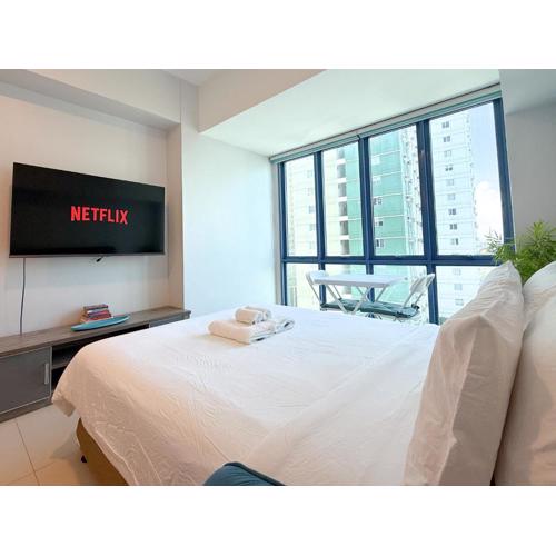 38 Park Ave Studio in IT Park with Netflix, Pool & Gym