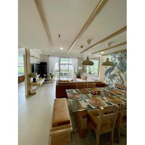 3BD/3BA Penthouse - Tropical Oasis in Pico de Loro
