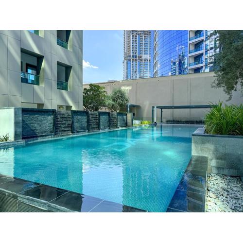 3BR Apartment in Business Bay - Pool & Gym