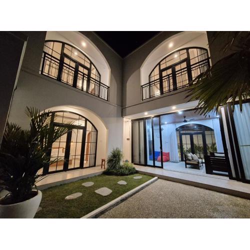 3BR Comfy Stylish Villa Coogee Canggu