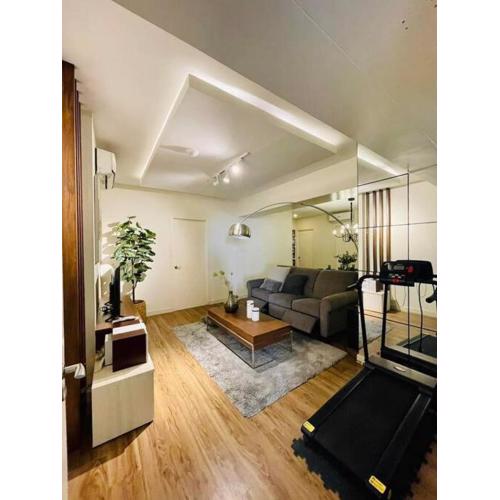 3BR Elegant & Central Loc- Netflix, WiFi, MiniBar!
