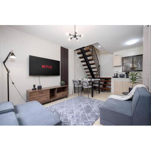 3BR Furnished House Near Cebu IT Park with Parking, Fast WiFi, Netflix and More