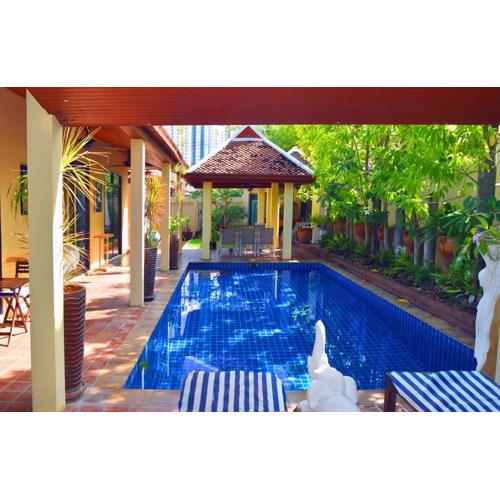 4 Bed Villa Private Pool and BBQ Jomtien Beach