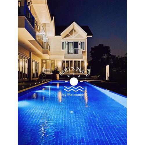 4 Bedroom Beachfront House with Private Pool in Batangas