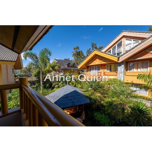 4 Bedroom Log Cabin in Camp John Hay Baguio