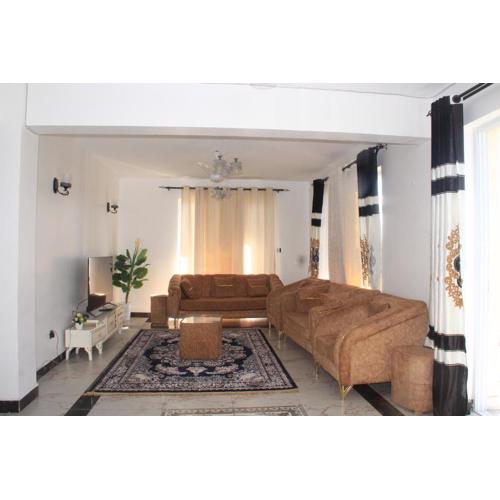 4 Bedroom Retreat, Nyali - Hyatt coast Regency