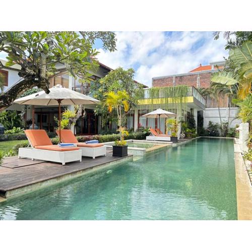 4 Bedroom Tropical Luxury Villa