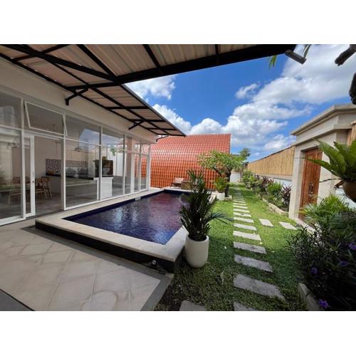 4 Bedroom Villa Pemaron Munggu Canggu Private Pool
