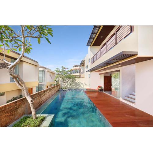 4-BR Private Pool Dharmawangsa Villa Kampial 10Min to BTDC Nusa Dua