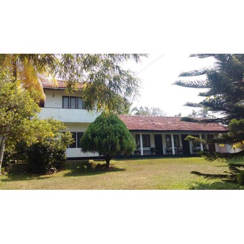 4 Seasons Guesthouse