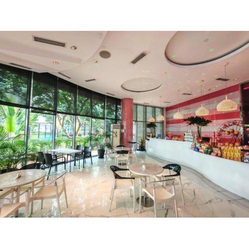 400MBPS! 3Beds 1217 Azure Urban Beach Spa Mall Resto