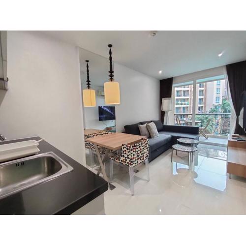 403C - 1 Bedroom Condo with Pool, Jomtien Beach
