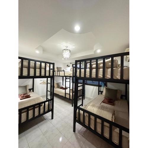 44 Hostel Soi Phetkasem 51