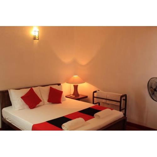 47 Alfred House - Free Pickup from Kandy City