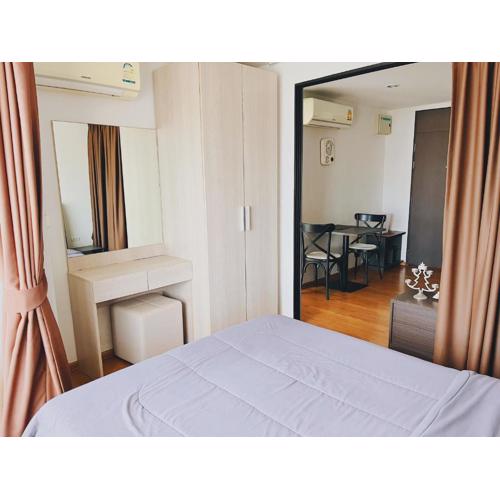 47near Shopping Malls and Naka night market