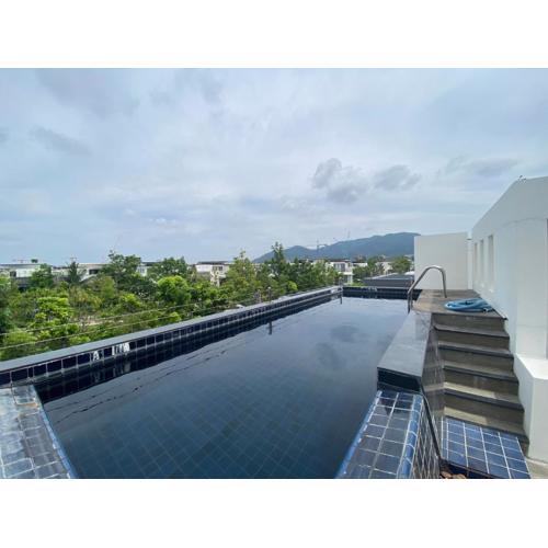 4bdr Villa with gym and pool in Laguna #168