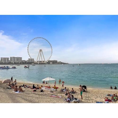 4BR Jumeirah Beach Stay with Dubai Eye Views & Near Marina Walk
