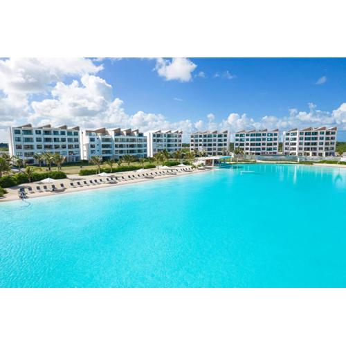 4BR Penthouse Crystal Lagoon-The Beach at Punta Cana City Place