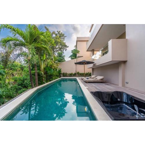 4BR Villa in Canggu with River and Jungle View