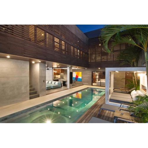 4BR Villa Jumat - Minggu Villas Seminyak