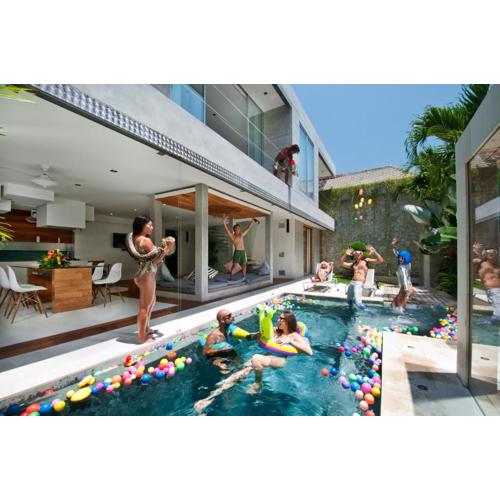 4BR Villa Minggu - Minggu Villas Seminyak