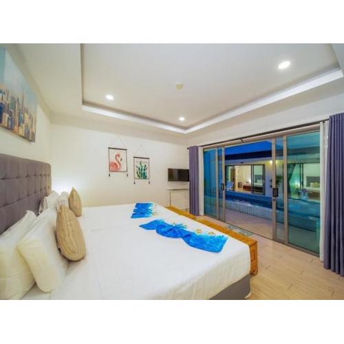 4Luxury Pool Villa 4 Bedrooms Private Pool Kitchen