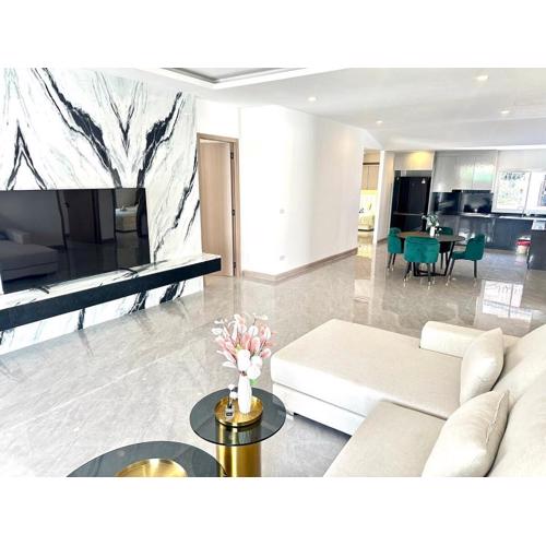 5 Bed Eakmongkhon B42