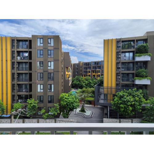 5 Floor - The Base Downtown Condominium next to Central Shopping Mall