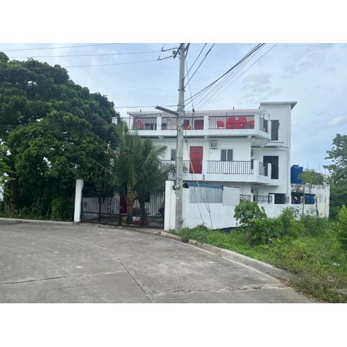 5 Min Walk To Famous Blue Water Resort And Tourist Area